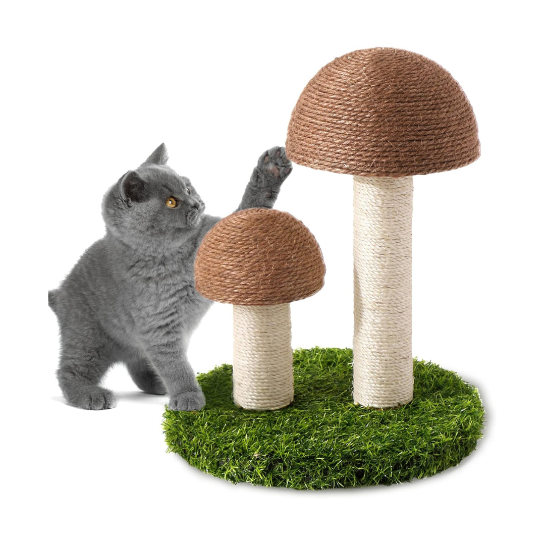 Arbre à chat en sisal naturel avec un adorable motif de champignon