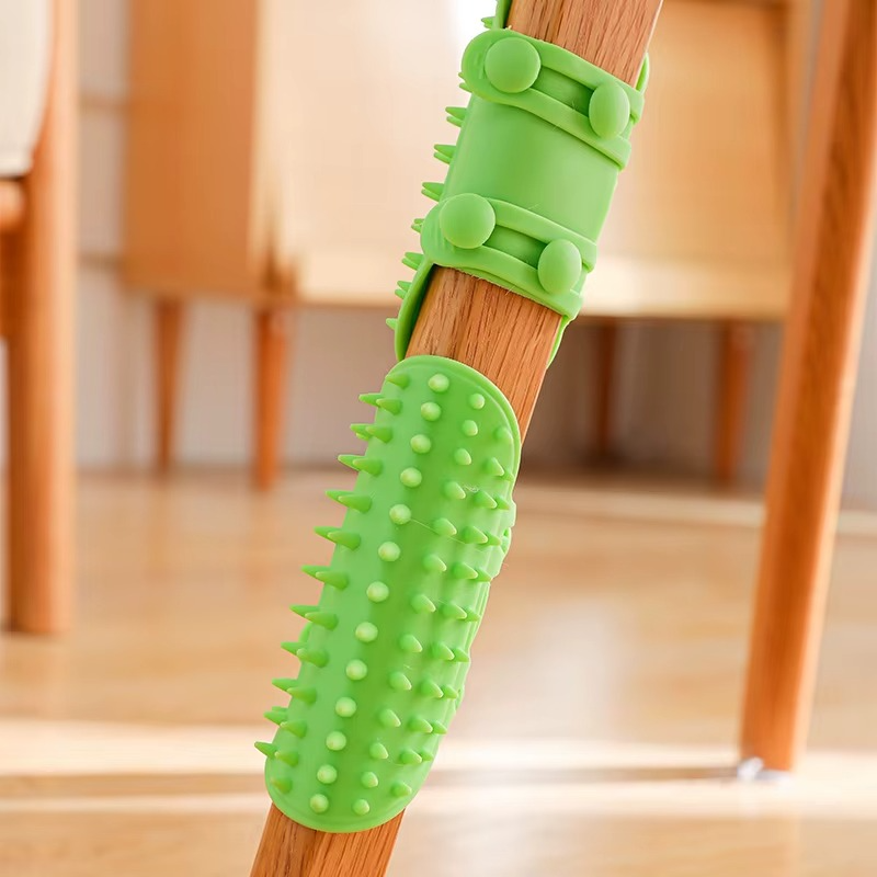 Griffoir pour chat – Brosse de toilettage en silicone souple pour meubles