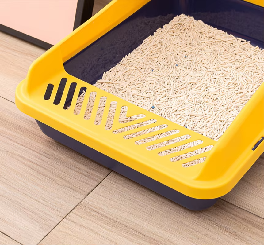 Bac à Litière Ouvert pour Chat – Bords Hauts & Pelle Incluse